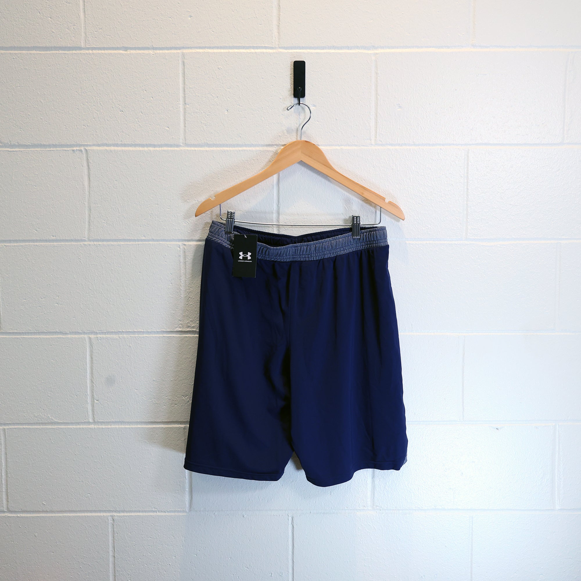 UA Navy Shorts 7